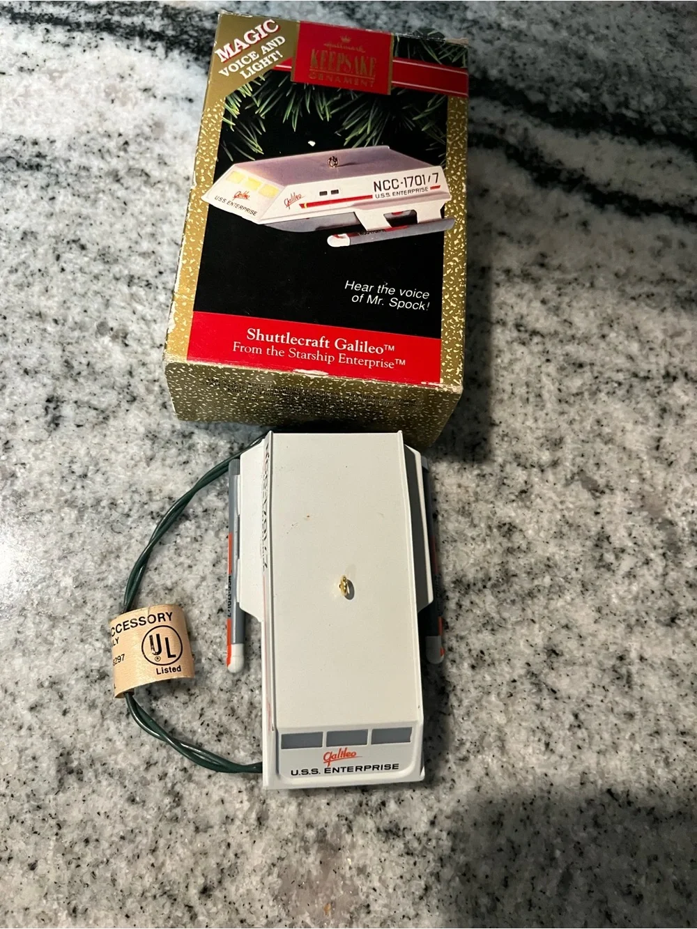 Star Trek Hallmark Keepsake Magic Light-up Ornaments Lot of 4 Voyager Enterprise